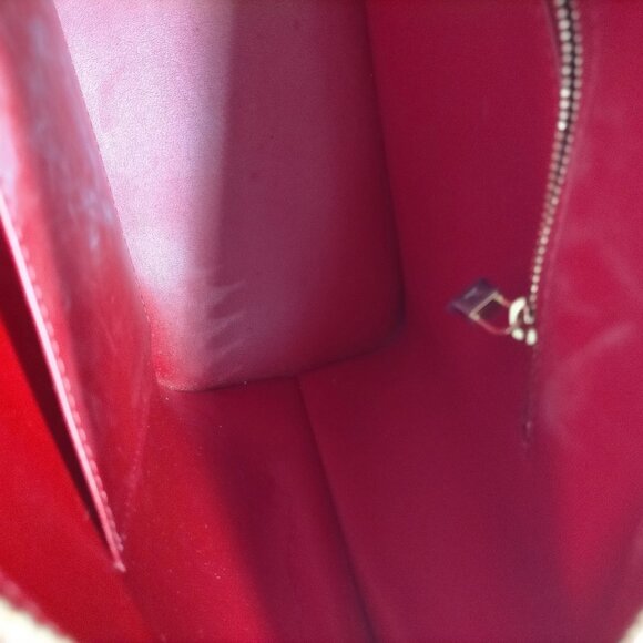 Louis Vuitton Houston Red Vernis Hand Bag mon621-101525 - Picture 13 of 16